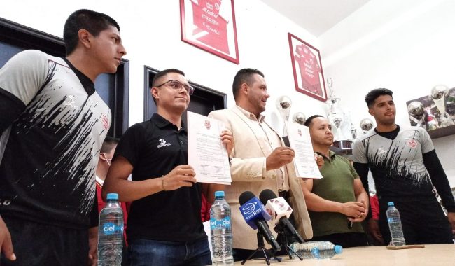 Diputado facilitará transporte a la afición de Mineros