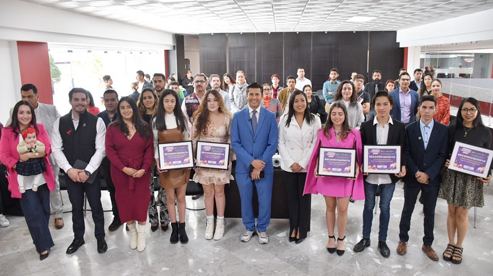 Entregan Premio Municipal de la Juventud 2022