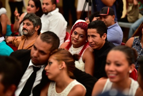 Bajo, registro de parejas en matrimonios colectivos