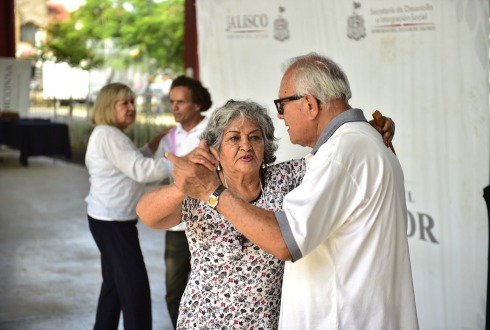 Impulsan proyecto Domingo Cultural