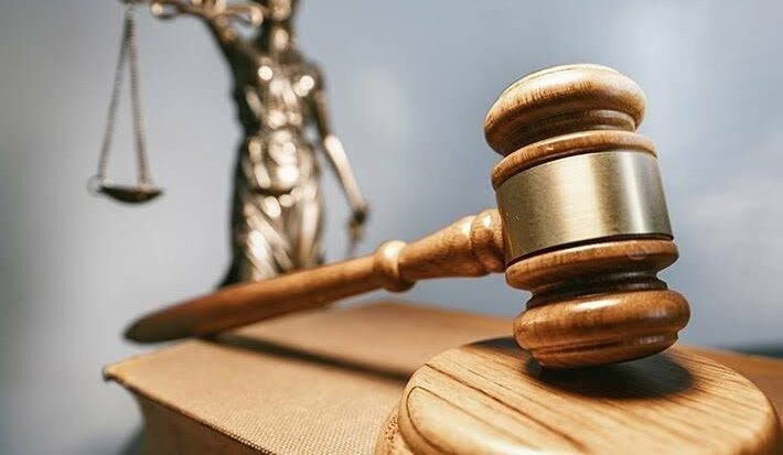 Exigen detalles tras suspensión de jueza de Segundo Distrito