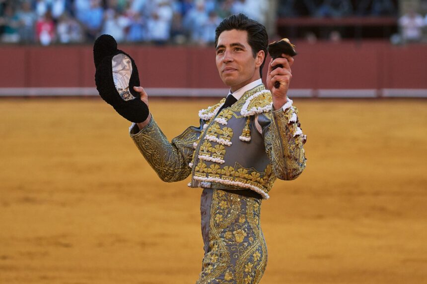 Álvaro Lorenzo conquista Sevilla