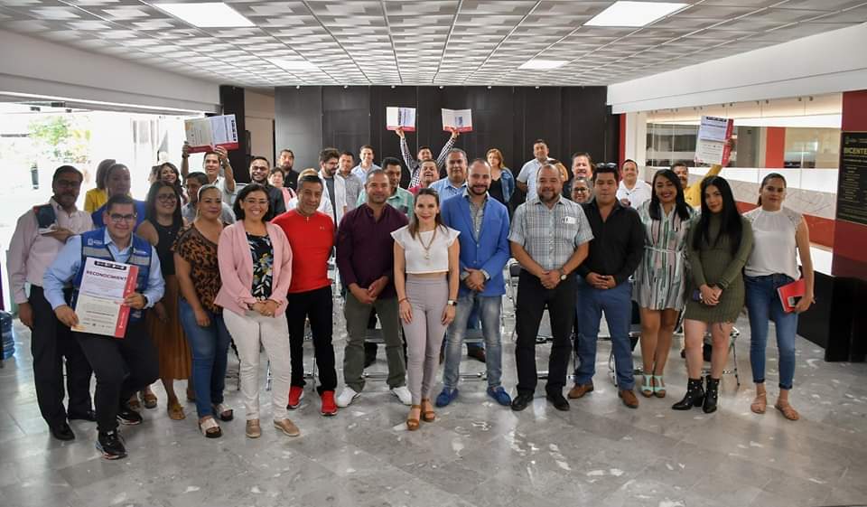Servidores públicos concluyen curso «Desafío Responsable»