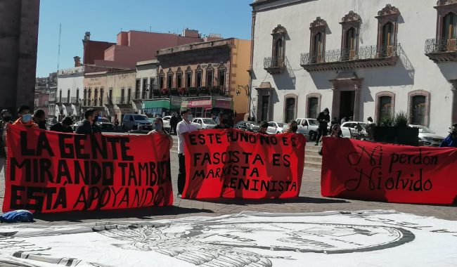 Conmemoran normalistas 22 años desde hechos de represión