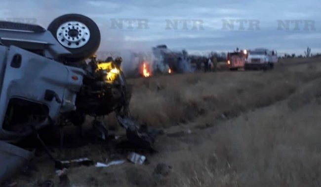 Quinta rueda se incendia tras chocar en carretera