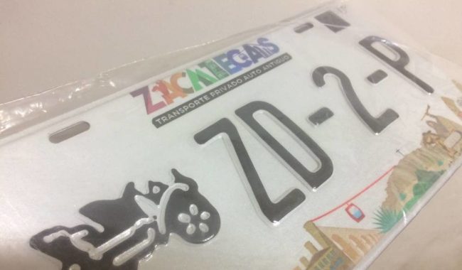 Cancelan placas por falta de dinero