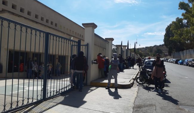 Quejas por demora y desatención en pruebas COVID-19