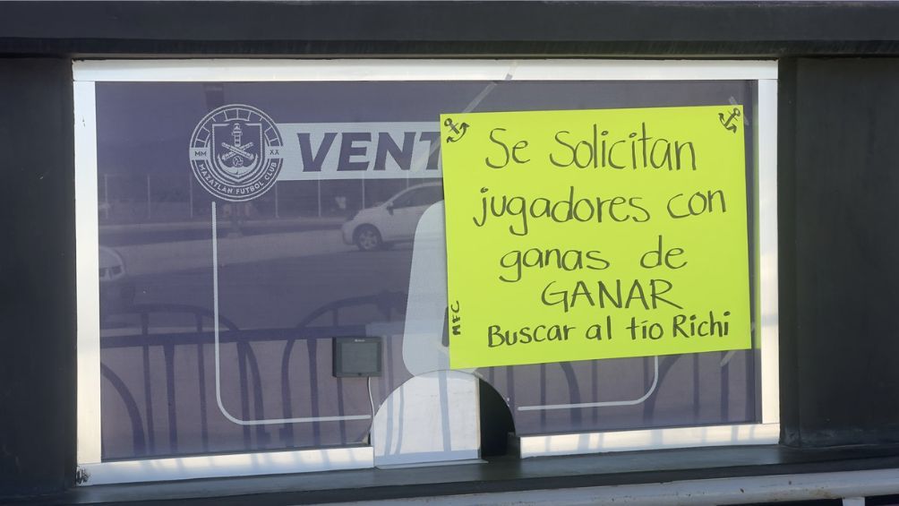 Busca Salinas Pliego jóvenes futbolistas con ganas de ganar