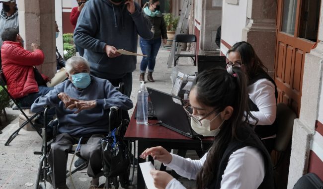 Todo un éxito módulo del SAT en Jerez