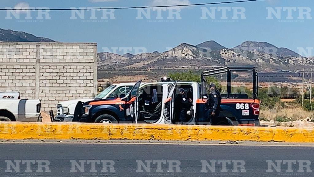 Muere hombre al interior de su camioneta