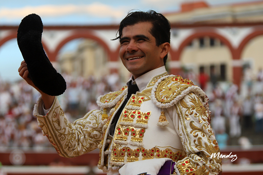 La capacidad de «Joselito» Adame es premiada con una oreja