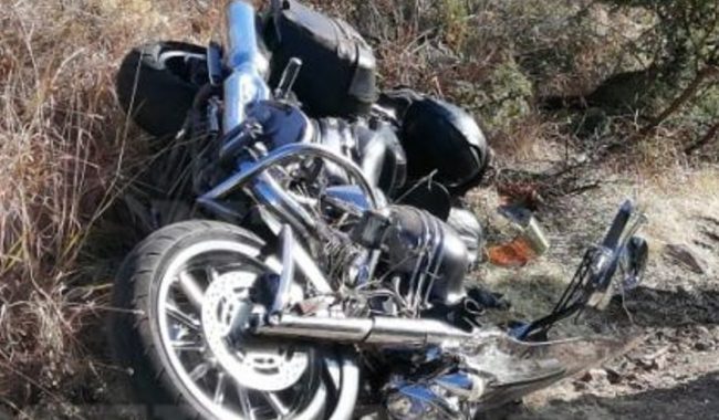 Accidente entre motocicletas deja dos heridos de gravedad