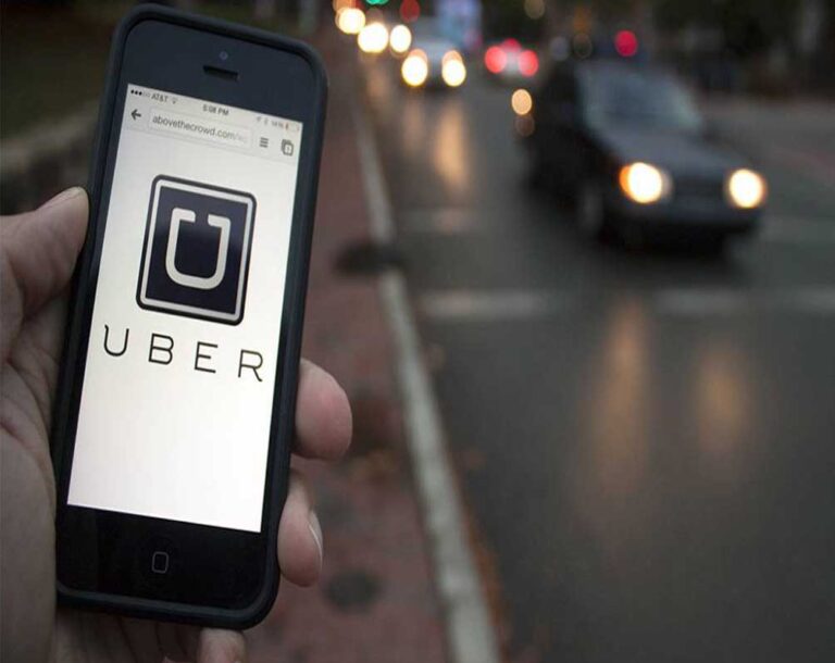 Flexibiliza Uber requisitos para ser conductor