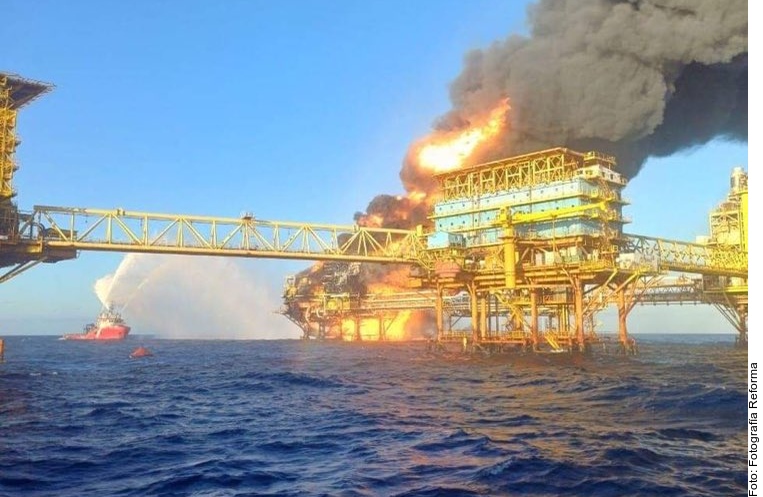 Hallan derrame de crudo en Campeche ¡y Pemex no reporta!
