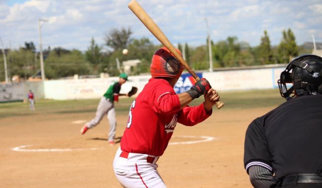 Los Halcones se llevan el primero