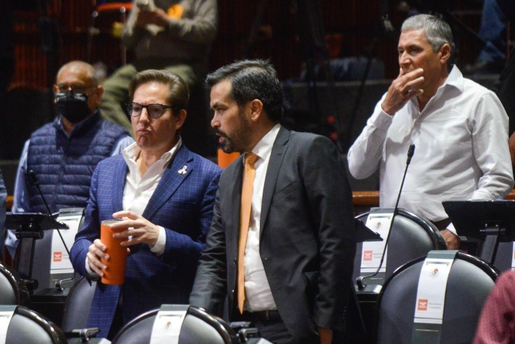 Indaga FGR a Álvarez Máynez de MC; ‘me quieren intimidar’