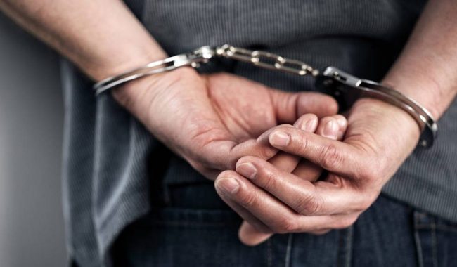 Por posesión de drogas lo sentencian más de tres años