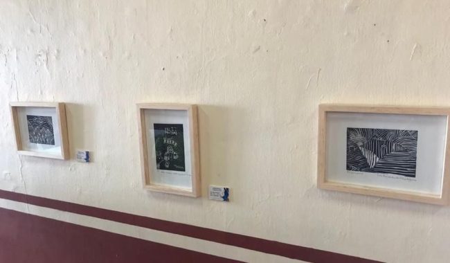 Inauguran exposición del taller de dibujo y grabado «Con fines Culturales»