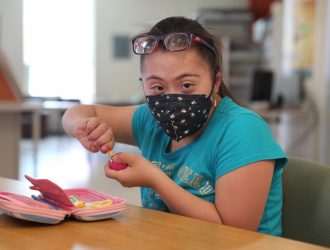 Laurita, una maestra zacatecana con Síndrome de Down