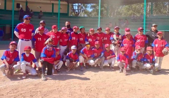 Pinos le gana a Villa García en regional de Liga Telmex