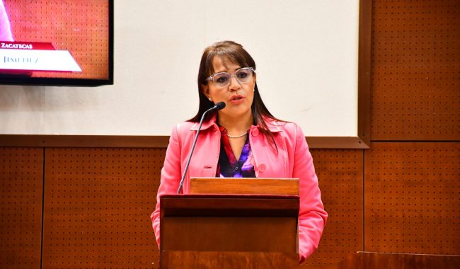 Perniciosa y perversa, actitud del INE: diputados de Morena
