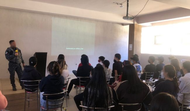 Capacita SSP a estudiantes para prevenir secuestro virtual