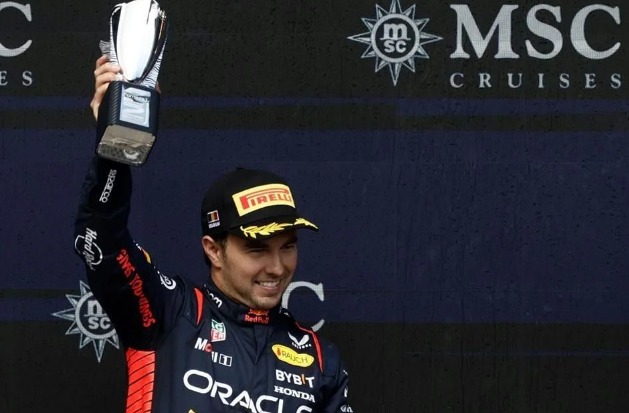 Defiende Checo a su ex jefe