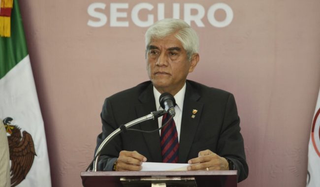 Niega Marín peligro por narcomensajes