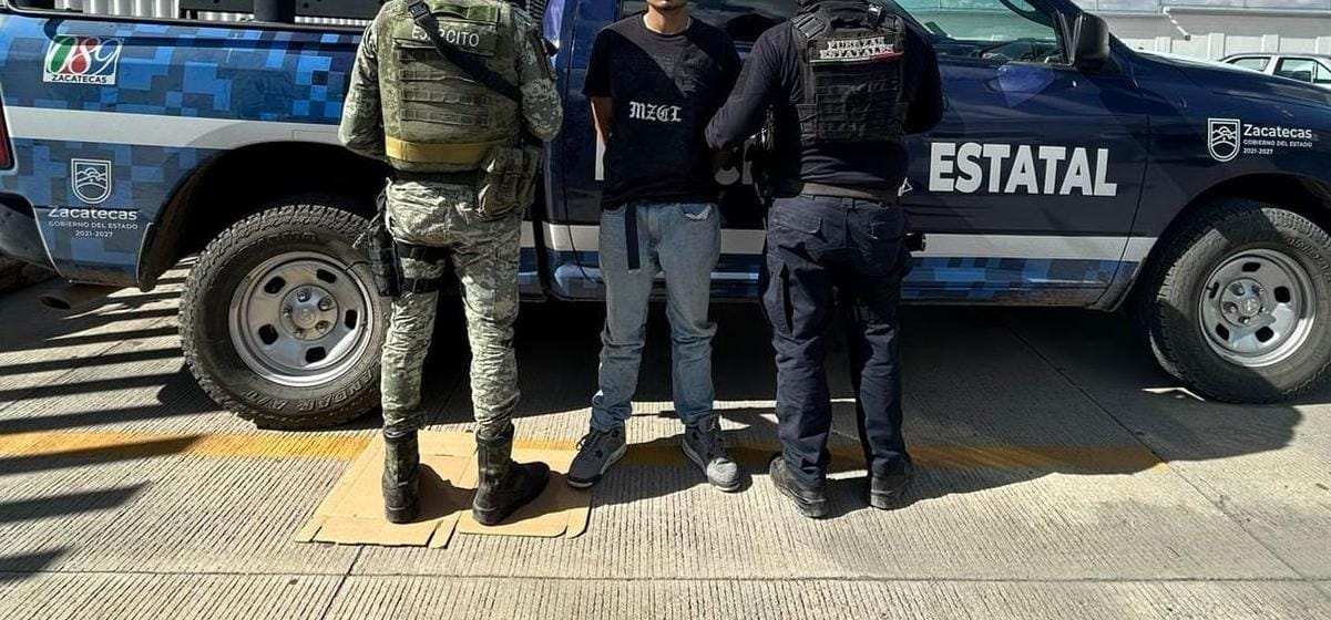 Detienen a un hombre que portaba un arma en Villa García