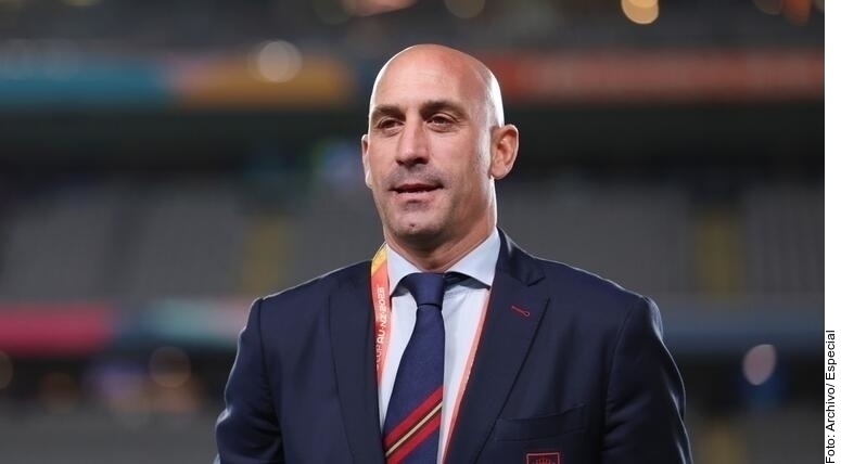 Luis Rubiales dimite como presidente de la RFEF