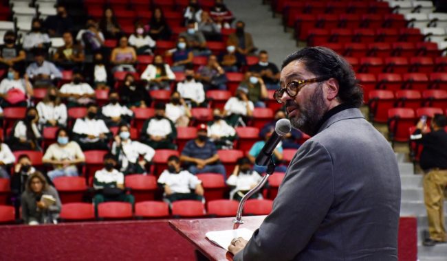 Ofrecen ciclo de conferencias sobre el cuidado del medio ambiente