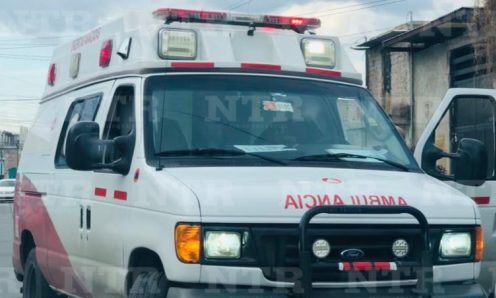 Le cae auto encima al tratar de repararlo; es trasladado a hospital