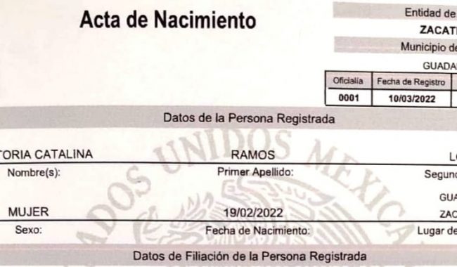 Registran a niña con apellidos invertidos