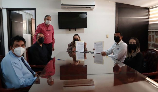 Firman Cobaez y UPSZ convenio de colaboración