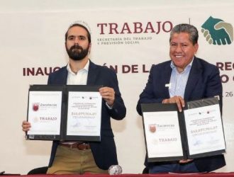 Firma gobernador convenio con la Secretaría del Trabajo