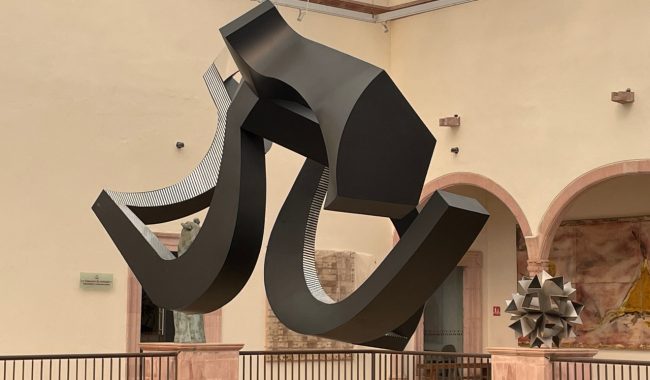 Cenizas de Felguérez llegan al Museo de Arte Abstracto