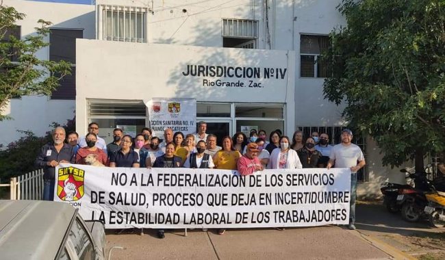 Trabaja Snsta bajo protesta