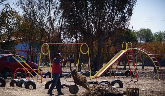 Desplazados, a la espera de recursos para reparaciones