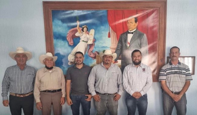 Ofrecen tractor en comodato a ganaderos