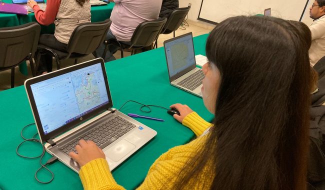 Imparte curso-taller Introducción a los SIG