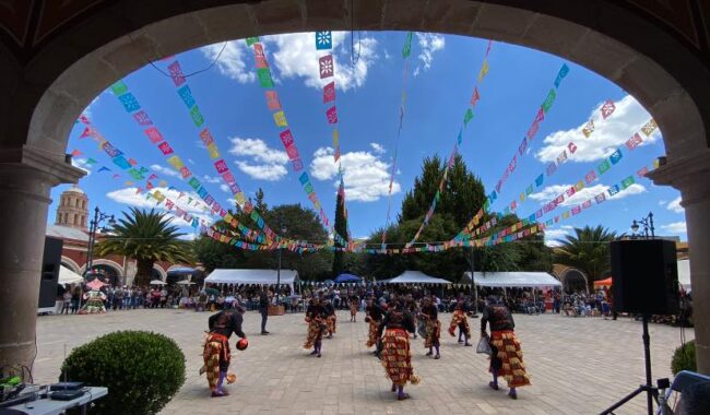 Realizan Primer Concurso de Danzas en Sombrerete