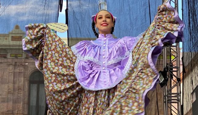Vibra el Centro Histórico al ritmo de los matlachines