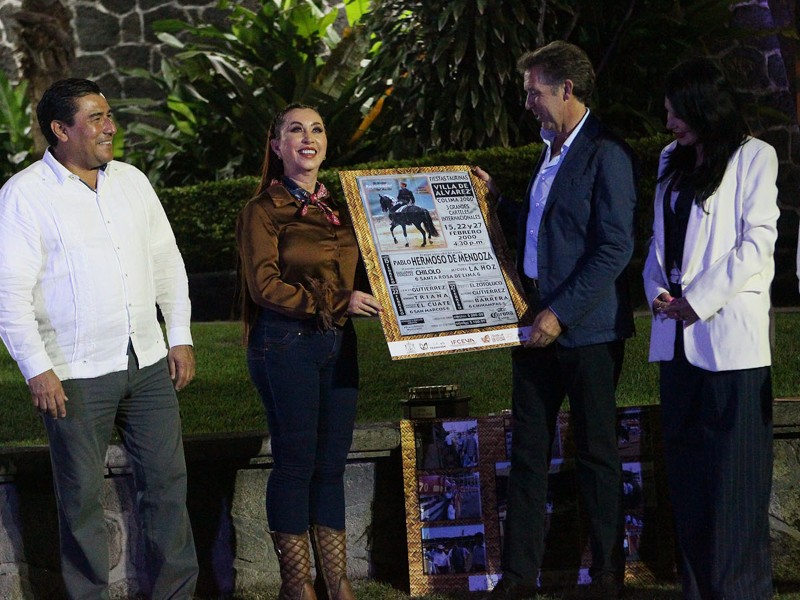 Pablo Hermoso recibe las llaves de La Petatera
