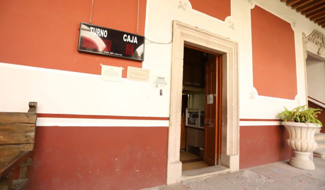 Instalan más puntos de cobro de predial en Jerez