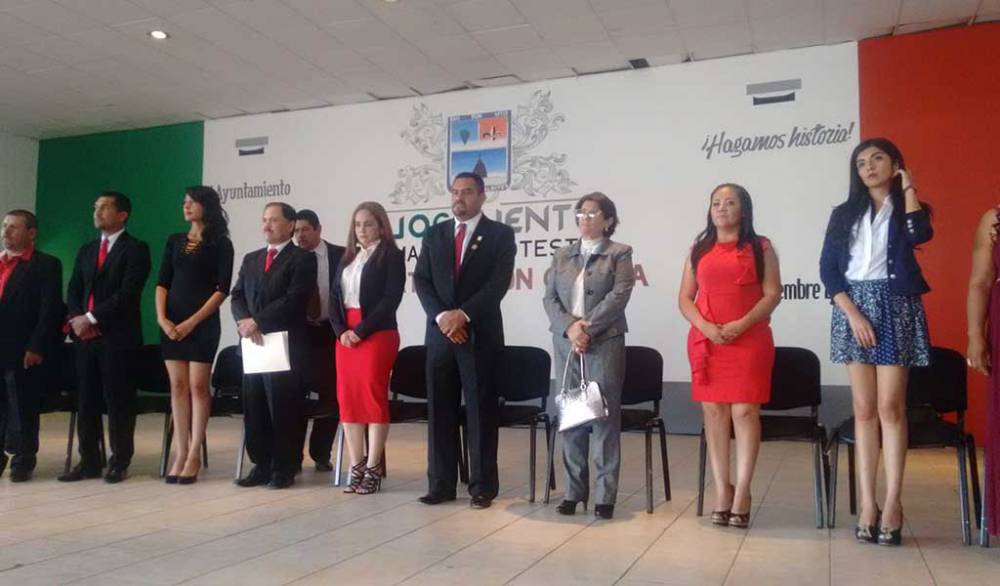 Toma posesión Humberto Rincón