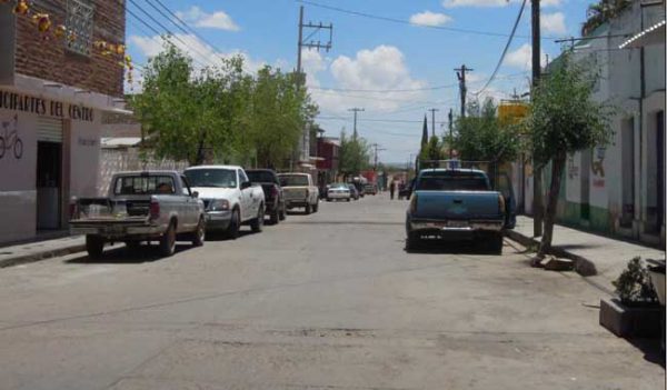 Batallan por el abasto de agua en Villa Hidalgo