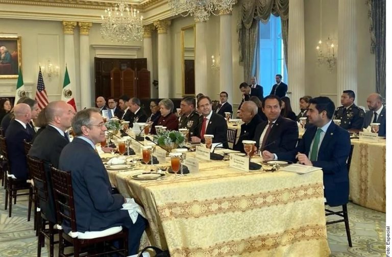 Busca México soluciones de fondo