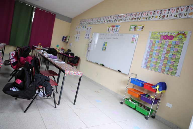 Despiden a 3 docentes por presunto acoso