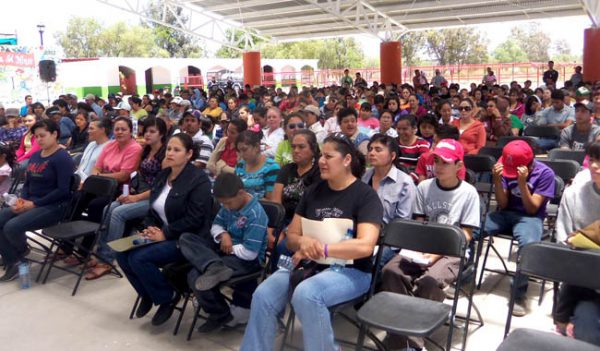 Entrega Sedesol 500 becas del Programa 3×1 en Jerez