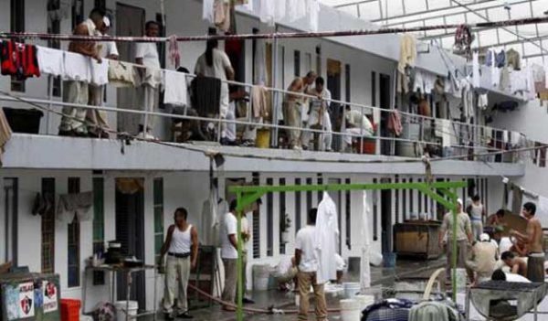 Mitiga reforma la saturación en prisiones